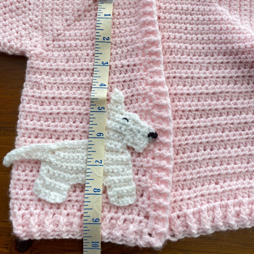 New handmade 0-6 month pink sweater dog appliqué - Picture 6 of 7